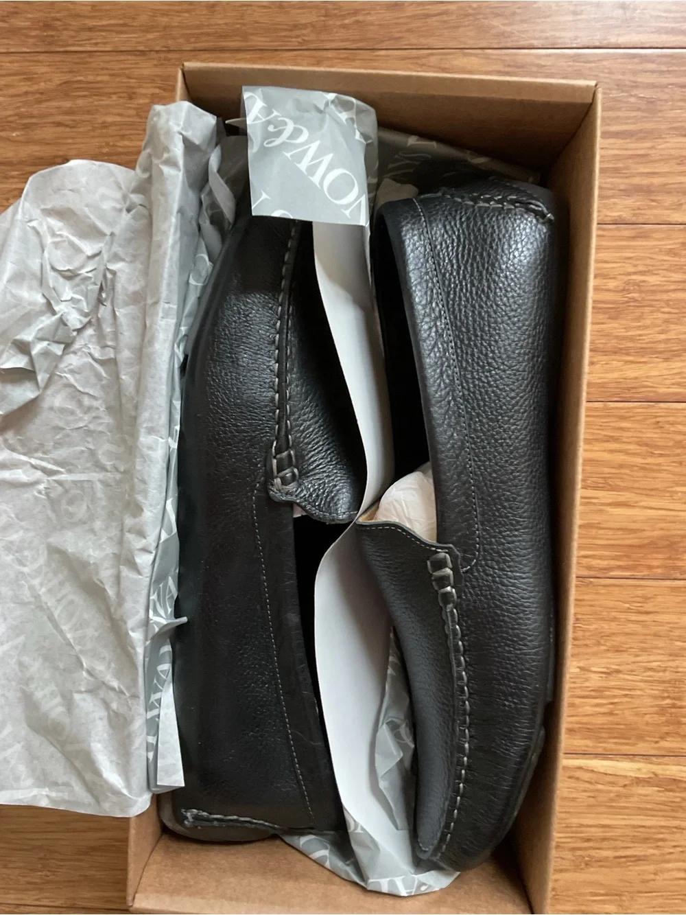 Johnston & Murphy Black Pebbled Leather Slip-On Driving Loafers
